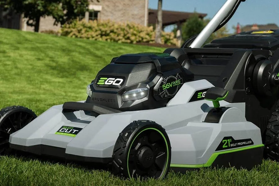 self-propelled lawnmower